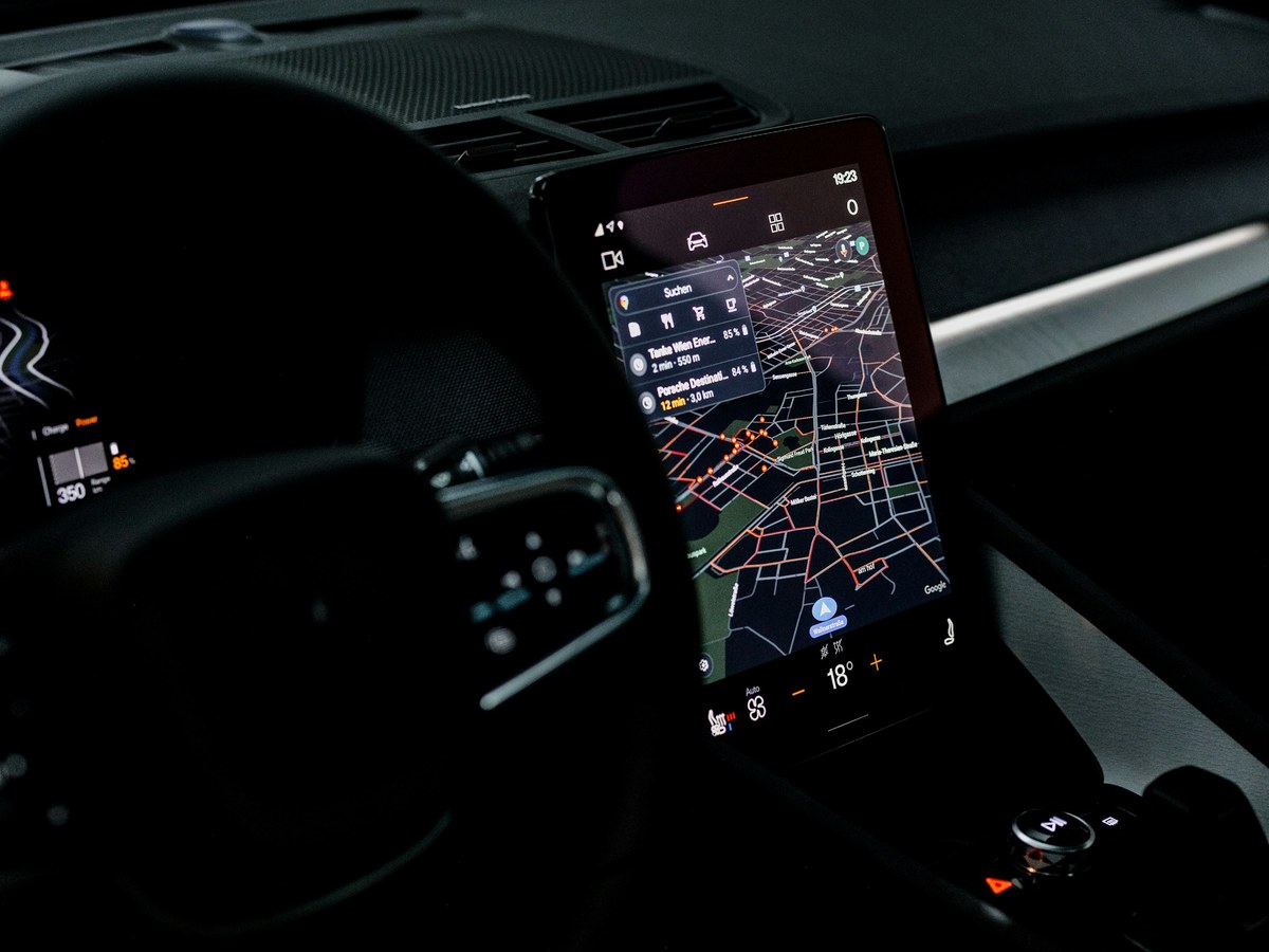 Wireless CarPlay Pro